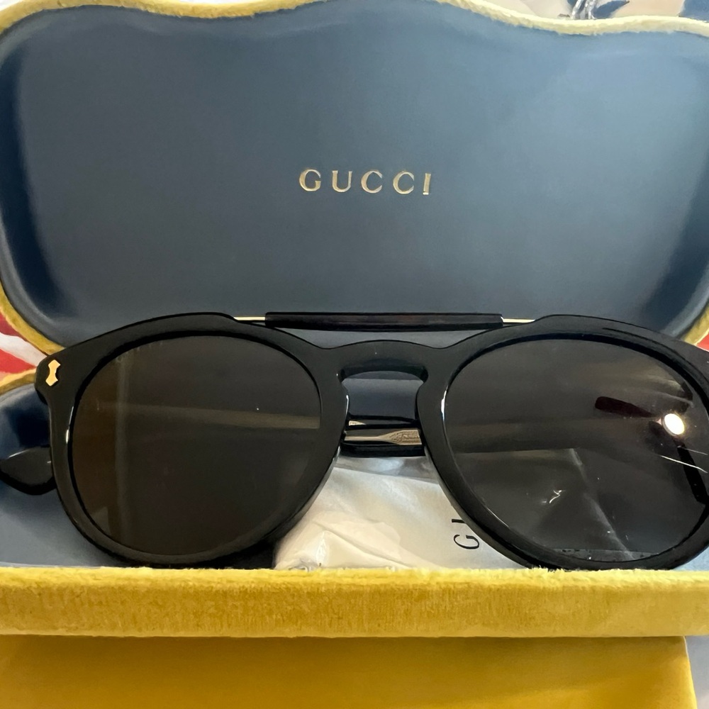 GUCCI SUNGLASSES - Picture 5 of 13